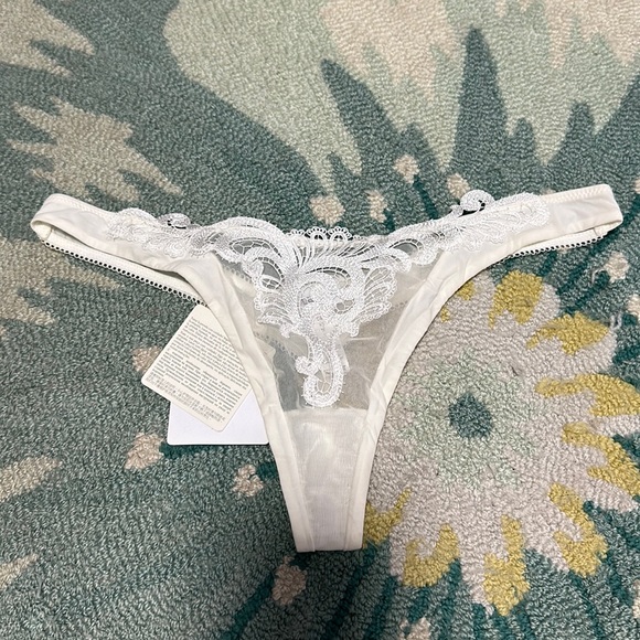La Perla Other - La Perla white lace thong